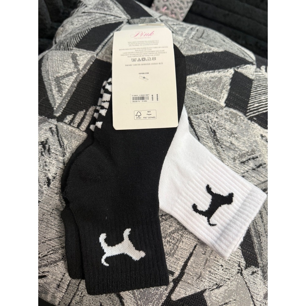 Pink Victoria's Secret 2-Pack Quarter Socks Black White Dog Logo OS NWT